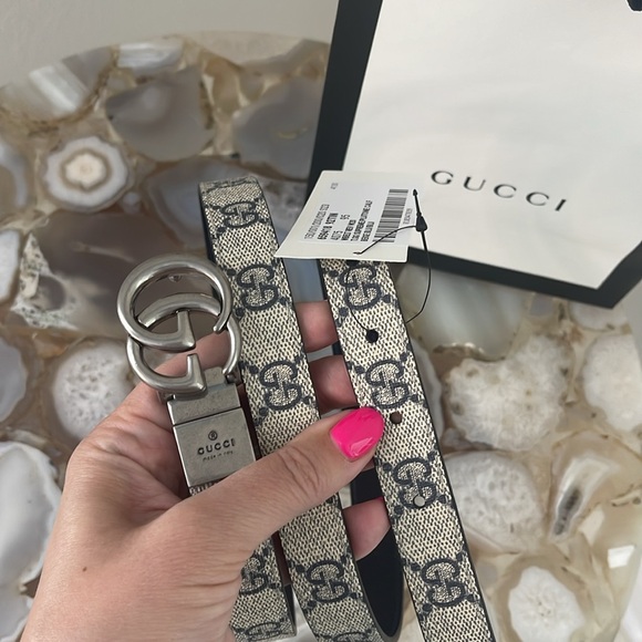 $950 New Authentic GUCCI Belt 95-38 GG LOGO Silver Signature Canvas Navy Blue - Picture 11 of 11